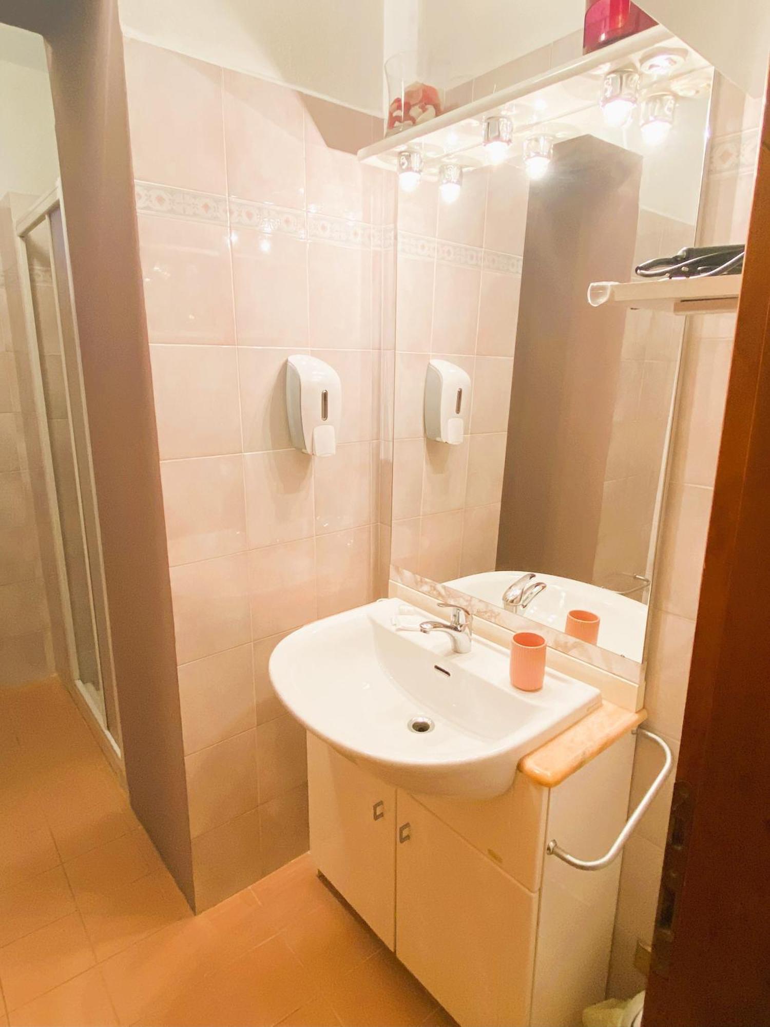 Chiara House Appartement Barga Buitenkant foto
